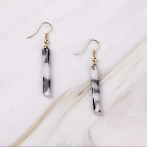 NEW Women’s Earrings Jewelry Gift